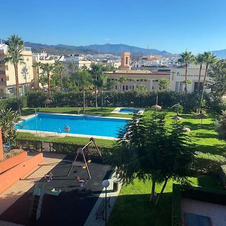 Central Estepona 3 Bed Apt With Pool And Parking Eksteriør billede