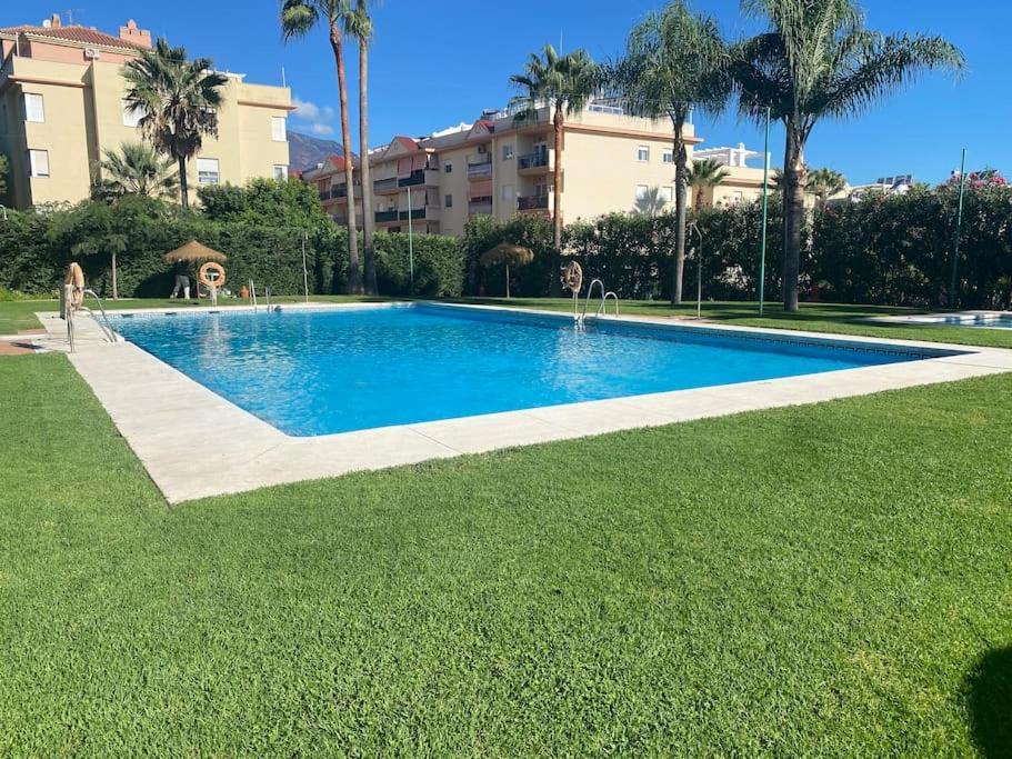 Central Estepona 3 Bed Apt With Pool And Parking Eksteriør billede