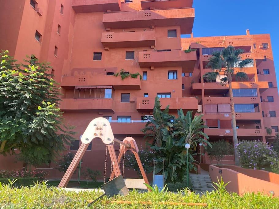 Central Estepona 3 Bed Apt With Pool And Parking Eksteriør billede