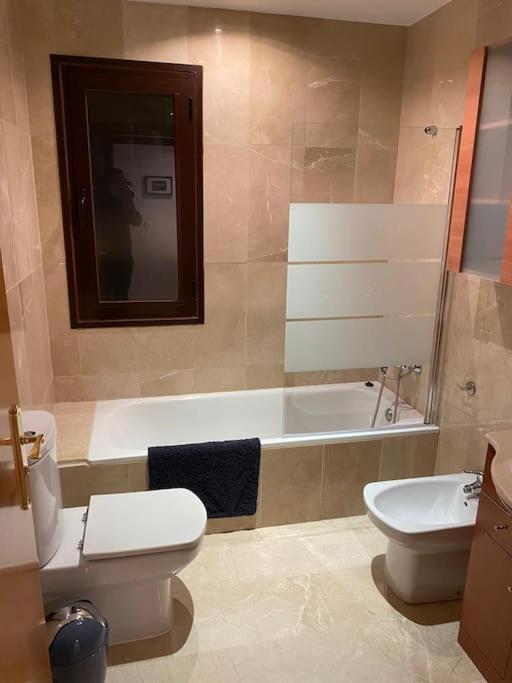 Central Estepona 3 Bed Apt With Pool And Parking Eksteriør billede