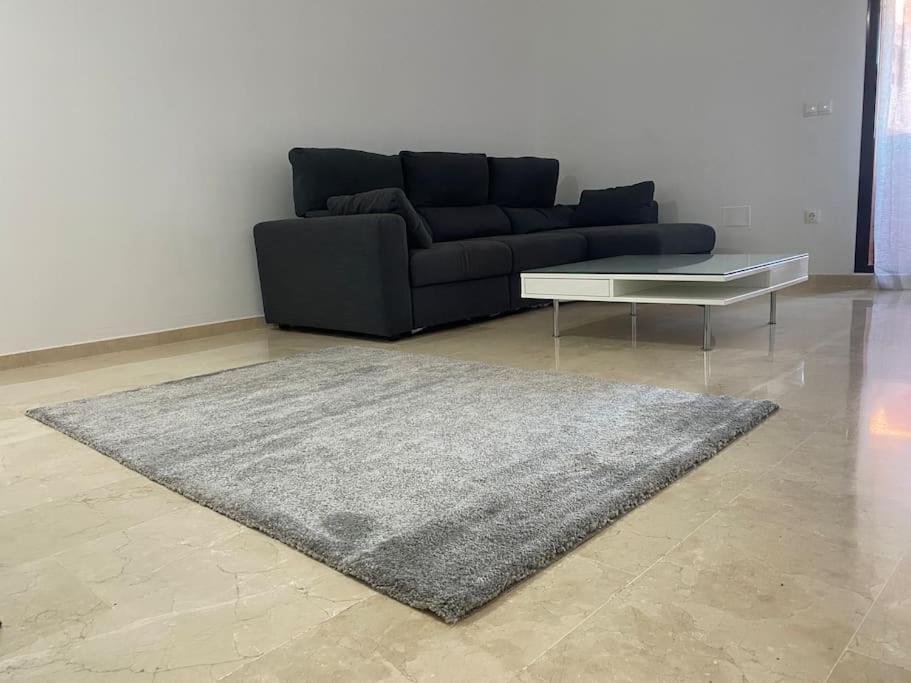 Central Estepona 3 Bed Apt With Pool And Parking Eksteriør billede