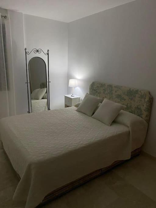 Central Estepona 3 Bed Apt With Pool And Parking Eksteriør billede
